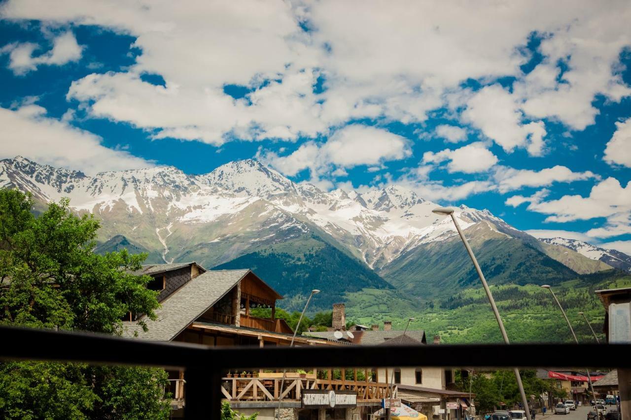 Chalet Mestia Buitenkant foto